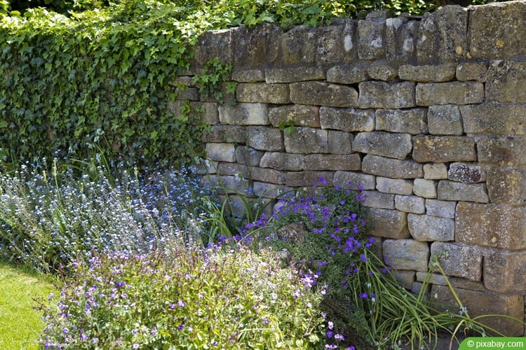 13 Garden Wall Cladding Stone Ideas